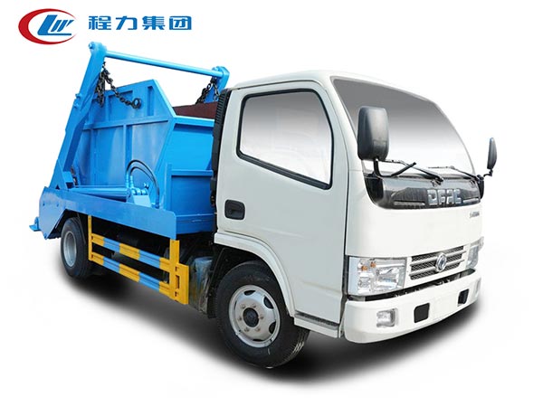 東風(fēng)小多利卡5方擺臂垃圾車(chē)