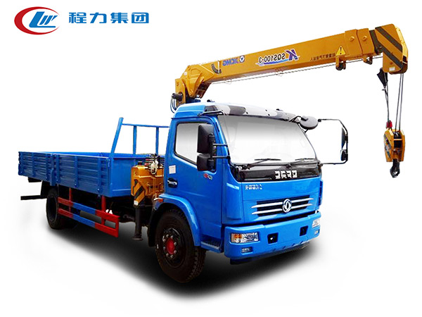 東風(fēng)多利卡4噸直臂隨車(chē)吊