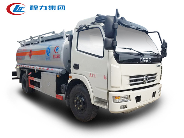 東風(fēng)多利卡8噸加油車
