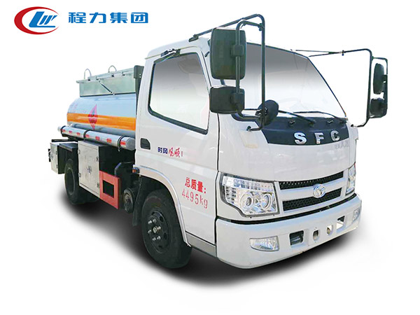 時(shí)風(fēng)2.5立方油罐車