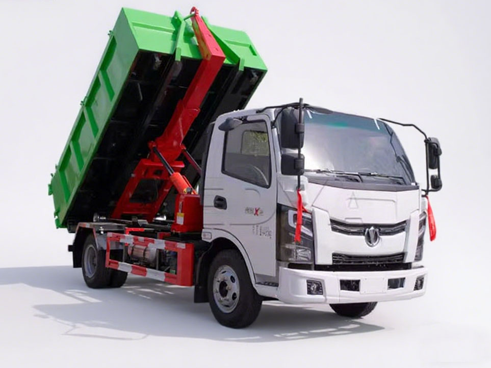 藍(lán)牌飛碟重載勾臂垃圾車